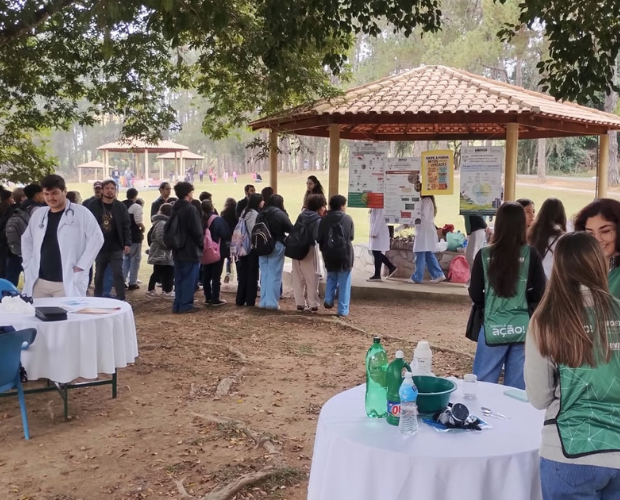 Alunos da Univs levam conhecimentos sobre sade durante Semana do Meio Ambiente